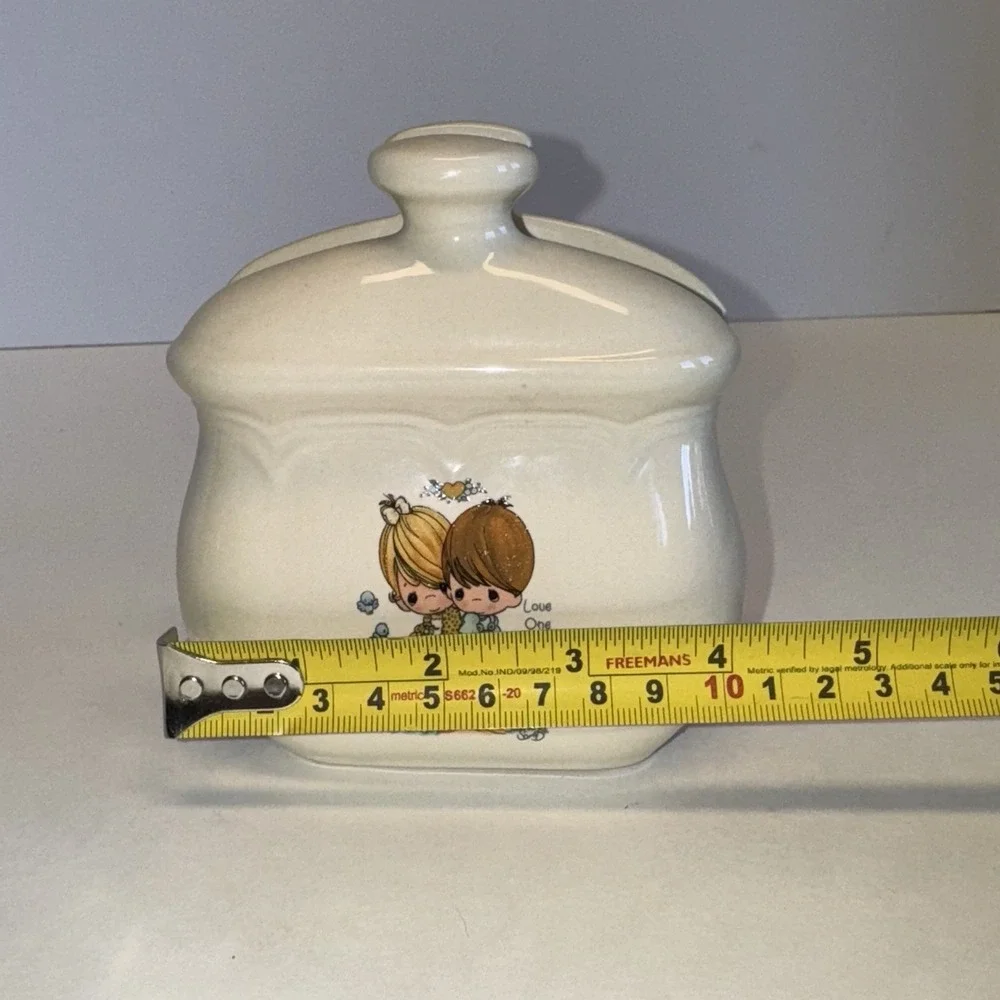 Vintage Precious Moments Napkin Holder Love‎ One Another 1994 Enesco